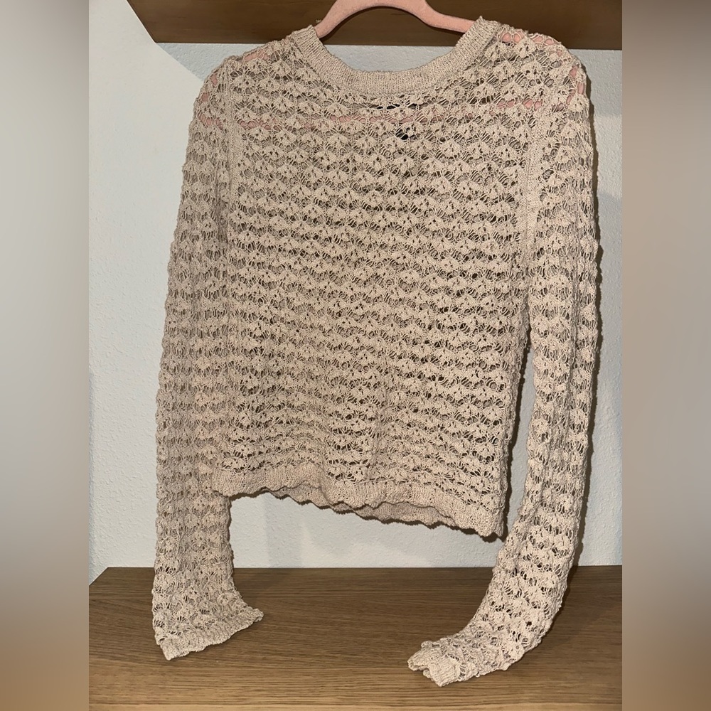 Knitted tan patterned long sleeve